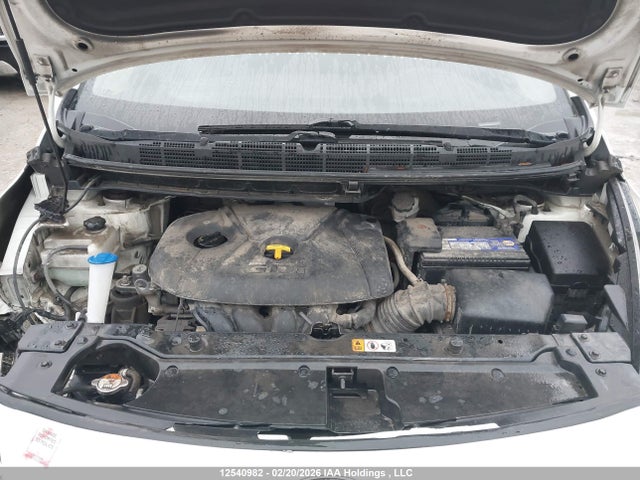 KNAHU8A33G7131100 KIA Rondo Ex/ex Luxury