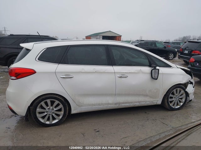 KNAHU8A33G7131100 KIA Rondo Ex/ex Luxury