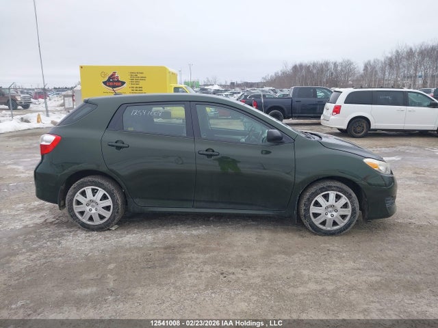 12541008 :رقم المزاد ، 2T1KU4EE6BC616769 vin ، 2011 Toyota Corolla Matrix مزاد بيع