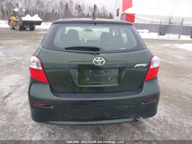 12541008 :رقم المزاد ، 2T1KU4EE6BC616769 vin ، 2011 Toyota Corolla Matrix مزاد بيع