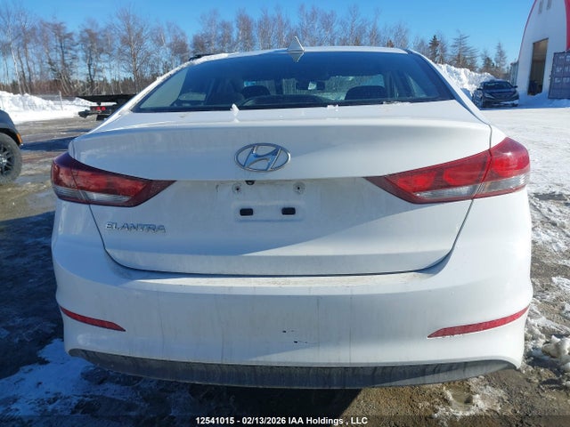 KMHD84LF1JU577546 Hyundai ELANTRA GL