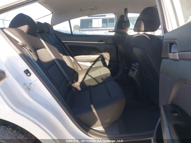 KMHD84LF1JU577546 Hyundai ELANTRA GL