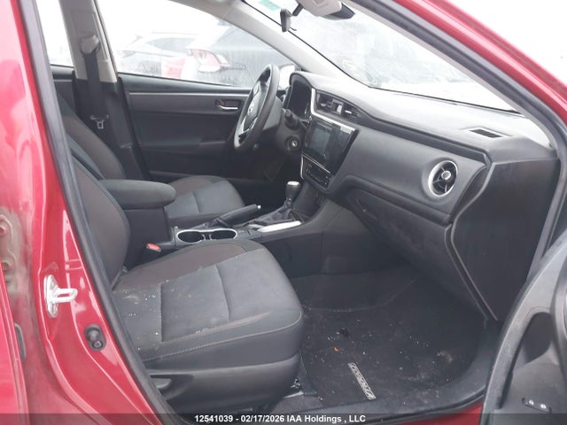 2T1BURHE8KC145829 Toyota COROLLA LE