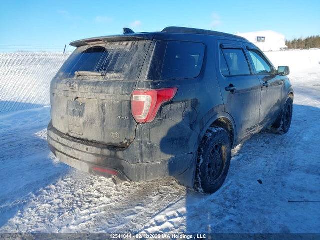 1FM5K8D80HGE15896 Ford EXPLORER XLT