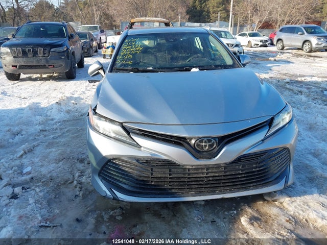 4T1B11HK0KU740575 Toyota Camry