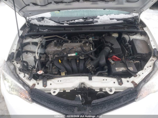 2T1BURHE9JC091357 Toyota COROLLA LE