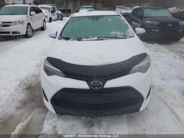 2T1BURHE9JC091357 Toyota COROLLA LE