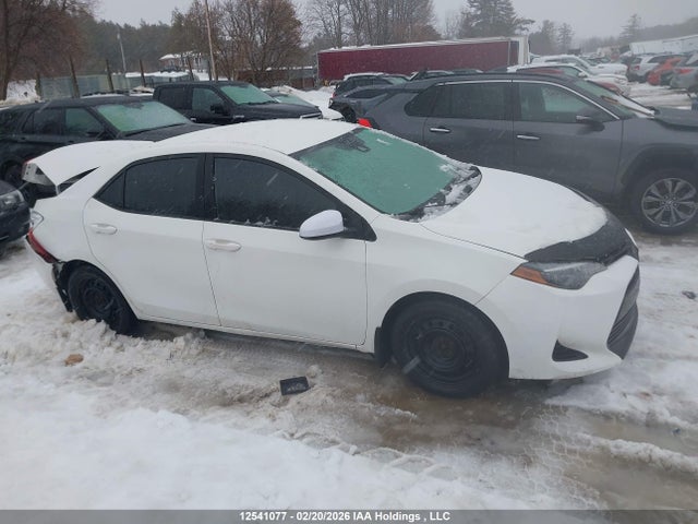 2T1BURHE9JC091357 Toyota COROLLA LE