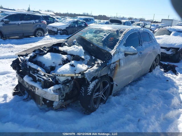 WDD3F4HB8KJ080174 Mercedes-Benz A 250 4matic