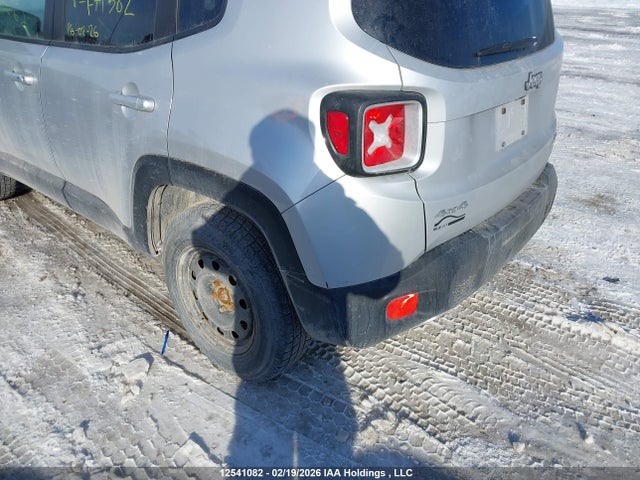 Jeep Renegade Limited 2017 ZACCJBDB8HPF71582 Image 6