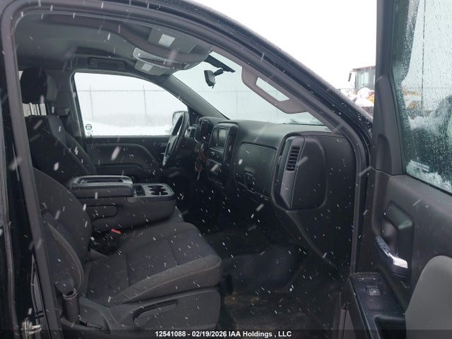 3GCUKNEC2JG303922 Chevrolet Silverado K1500/k1500 Ls