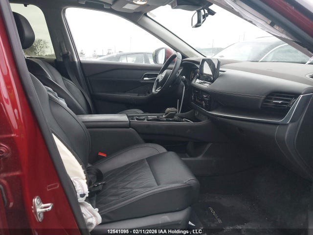 JN8BT3DD1PW312659 Nissan Rogue Platinum