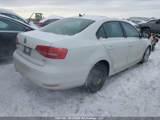 3VWL07AJ3FM205165 Volkswagen Jetta 1.8 Tsi Highline