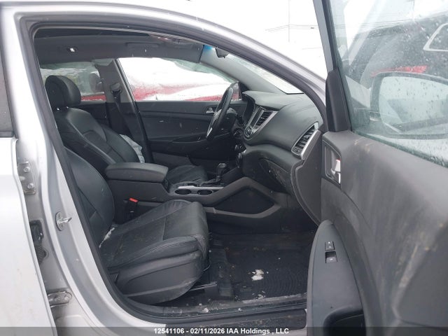 KM8J33A4XJU603784 Hyundai Tucson Se 2.0l