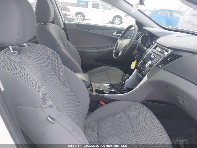5NPEB4AC6EH812395 Hyundai SONATA GL