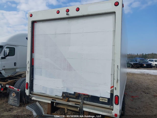 12541118 :رقم المزاد ، 1FDXE4FN8PDD18702 vin ، 2023 Ford E-450 Cutaway مزاد بيع
