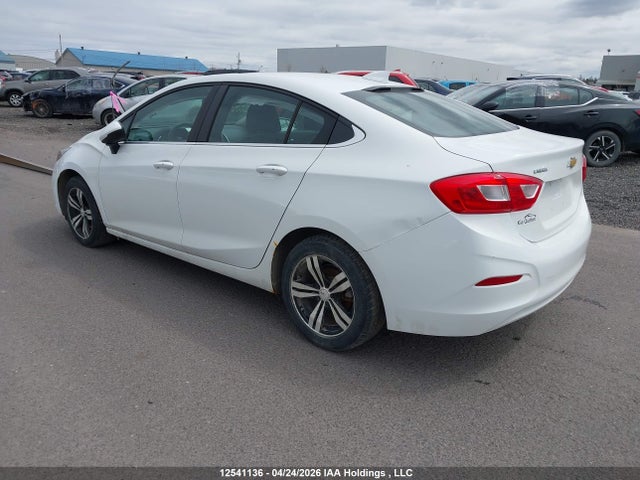 2017 Chevrolet Cruze მანქანა იყიდება აუქციონზე, vin: 3G1BE5SM2HS557237, აუქციონის ნომერი: 12541136