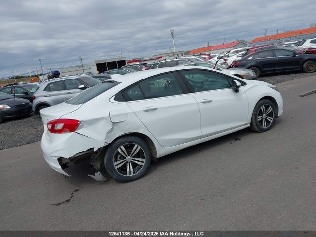 2017 Chevrolet Cruze მანქანა იყიდება აუქციონზე, vin: 3G1BE5SM2HS557237, აუქციონის ნომერი: 12541136