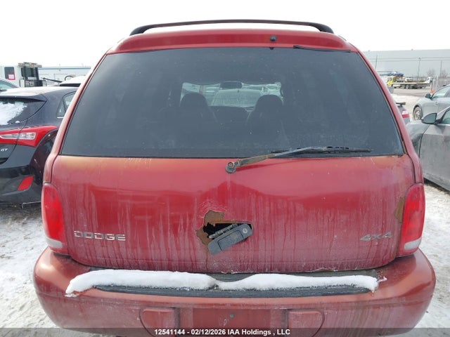 12541144 :رقم المزاد ، 1B4HS28N9YF198799 vin ، 2000 Dodge Durango مزاد بيع