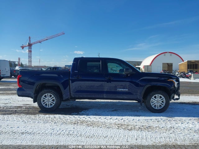 12541146 :رقم المزاد ، 5TFLA5DB9NX018725 vin ، 2022 Toyota Tundra Crewmax Sr/crewmax Sr5 مزاد بيع