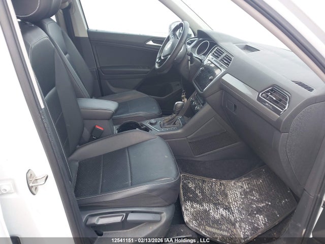 3VV2B7AX6MM141957 Volkswagen Tiguan Comfortline/united