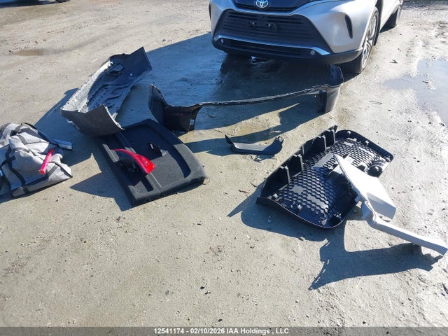 12541174 :رقم المزاد ، 3VVSX7B21RM094753 vin ، 2024 Volkswagen Taos Se مزاد بيع