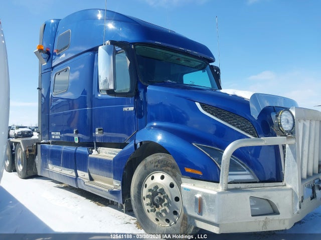Volvo VNL 2023 4V4NC9EJ4PN326792 Image 13
