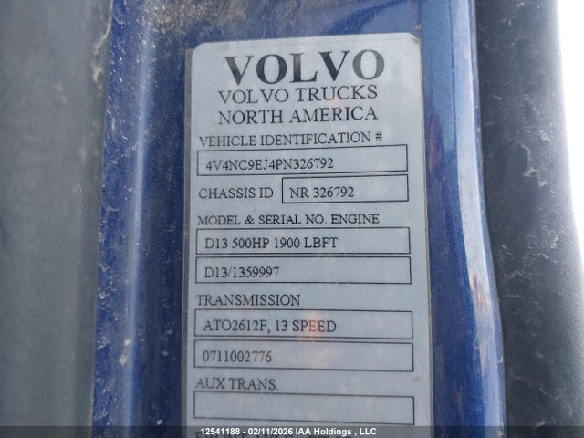 Volvo VNL 2023 4V4NC9EJ4PN326792 Image 9
