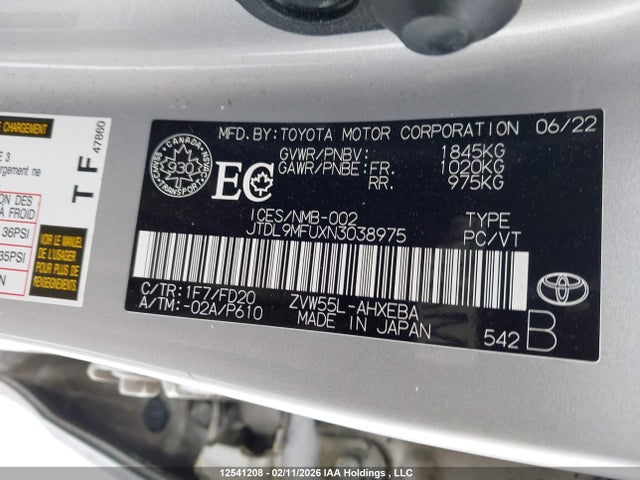 JTDL9MFUXN3038975 Toyota Prius