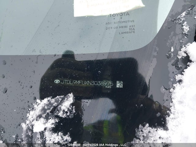 JTDL9MFUXN3038975 Toyota Prius
