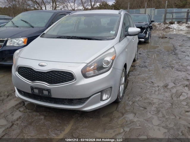 12541212 :رقم المزاد ، KNAHT8A35E7010455 vin ، 2014 Kia Rondo Lx مزاد بيع