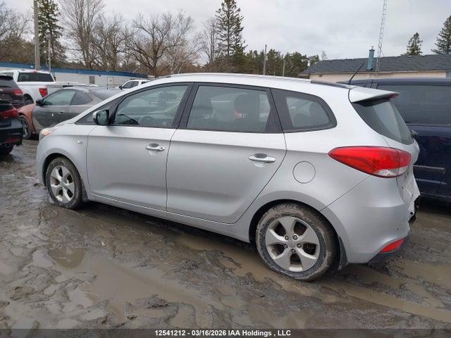 12541212 :رقم المزاد ، KNAHT8A35E7010455 vin ، 2014 Kia Rondo Lx مزاد بيع