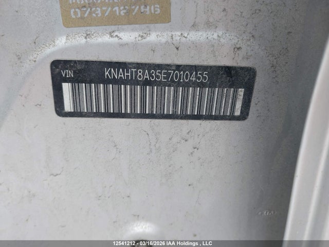 12541212 :رقم المزاد ، KNAHT8A35E7010455 vin ، 2014 Kia Rondo Lx مزاد بيع