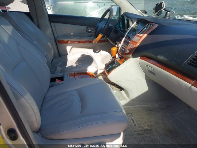 2005 Lexus Rx 330 მანქანა იყიდება აუქციონზე, vin: 2T2HA31U35C071706, აუქციონის ნომერი: 12541236