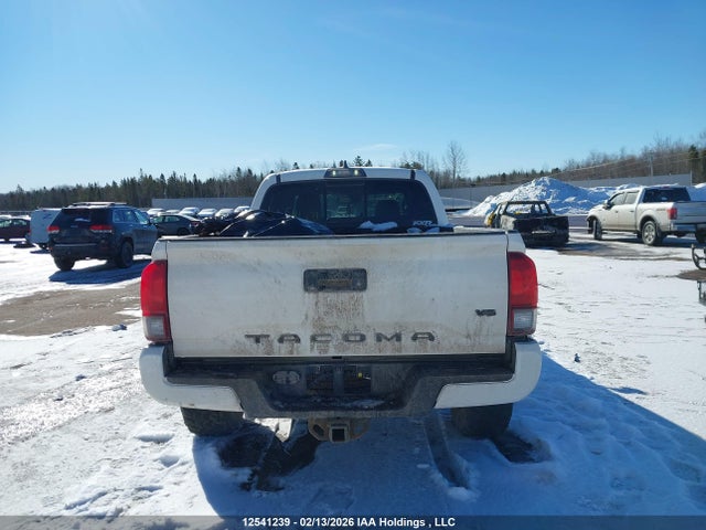 5TFDZ5BN6JX037446 Toyota Tacoma Dbl Cab/sr5/trd Sport/or