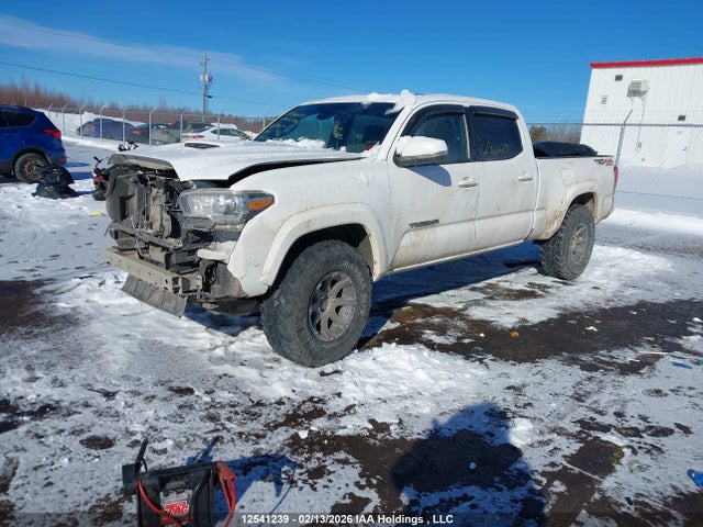 5TFDZ5BN6JX037446 Toyota Tacoma Dbl Cab/sr5/trd Sport/or