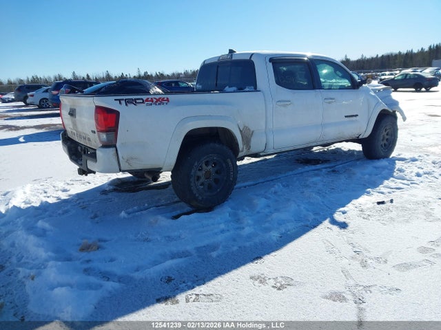 5TFDZ5BN6JX037446 Toyota Tacoma Dbl Cab/sr5/trd Sport/or
