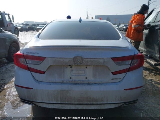 1HGCV1F30JA811848 Honda Accord Sport