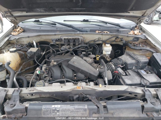 12541261 :رقم المزاد ، 1FMYU94175KA64669 vin ، 2005 Ford Escape Limited مزاد بيع
