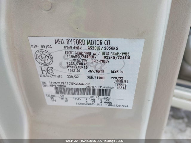 12541261 :رقم المزاد ، 1FMYU94175KA64669 vin ، 2005 Ford Escape Limited مزاد بيع