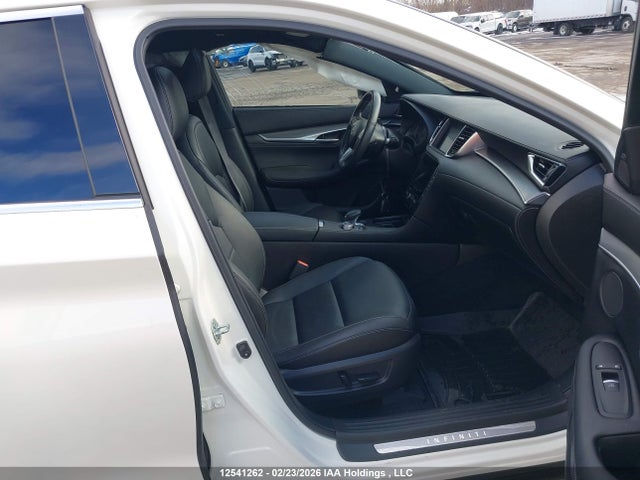12541262 :رقم المزاد ، 3PCAJ5J35NF101289 vin ، 2022 Infiniti Qx55 Luxe مزاد بيع