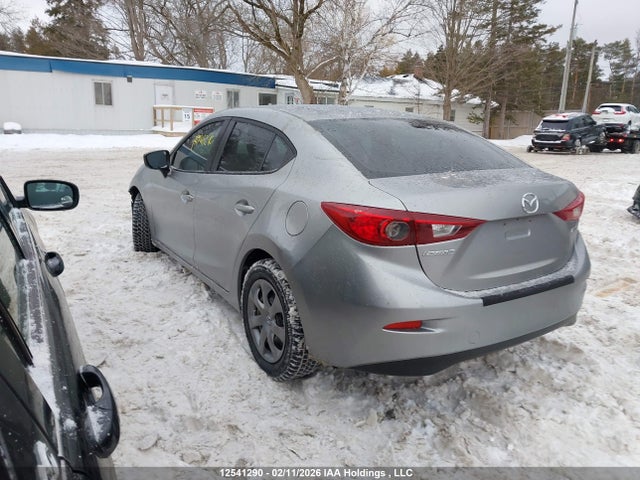 JM1BM1U72E1105716 Mazda MAZDA3