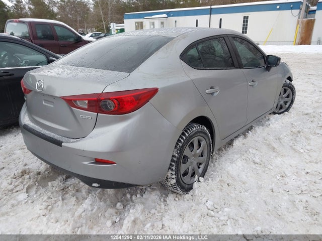 JM1BM1U72E1105716 Mazda MAZDA3