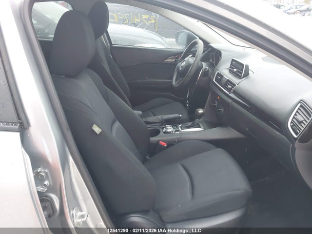JM1BM1U72E1105716 Mazda MAZDA3