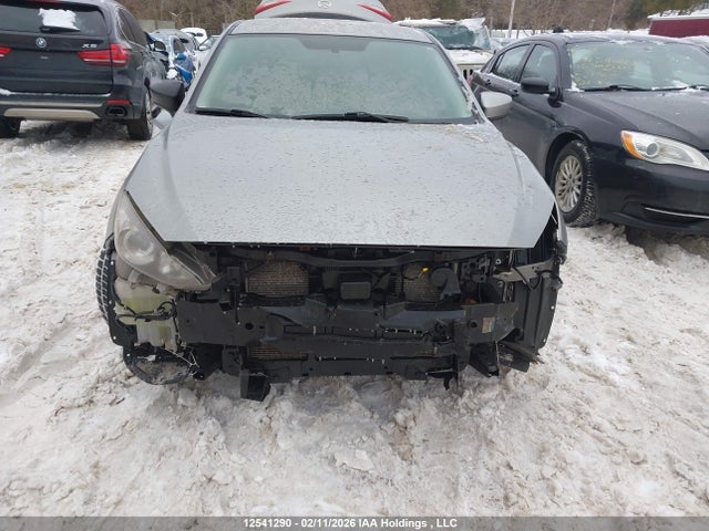 JM1BM1U72E1105716 Mazda MAZDA3