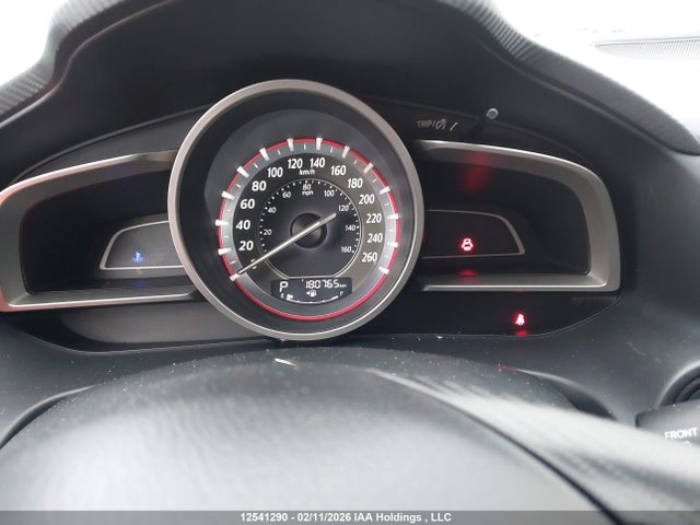 JM1BM1U72E1105716 Mazda MAZDA3