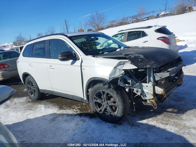JA4JZ3AX1FZ600371 Mitsubishi Outlander