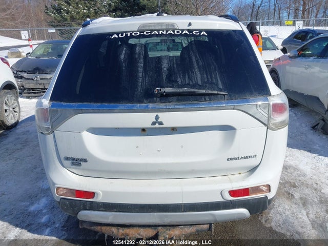 JA4JZ3AX1FZ600371 Mitsubishi Outlander