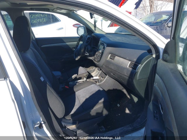 JA4JZ3AX1FZ600371 Mitsubishi Outlander