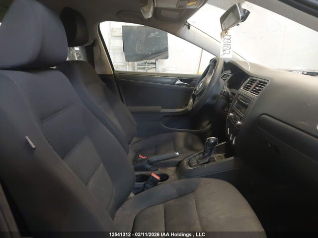 12541312 :رقم المزاد ، 3VWDX7AJXCM342812 vin ، 2012 Volkswagen Jetta Se مزاد بيع